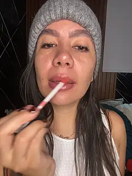 ValentinaEliot online show from 04/01/26, 12:28