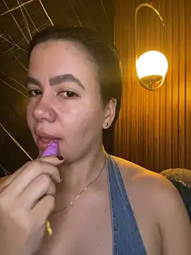 ValentinaEliot online show from 04/05/26, 12:24