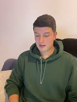 Goldenknight33 online show from 03/27/26, 09:47