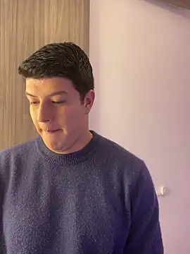 Goldenknight33 online show from 04/08/26, 01:11