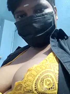 Snapshot of divyatamil143 chatting on 12/16/25, 06:18 divyatamil143 online show from 12/16/25, 06:18