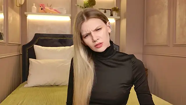 Vivien Hans online show from 02/08/26, 08:34