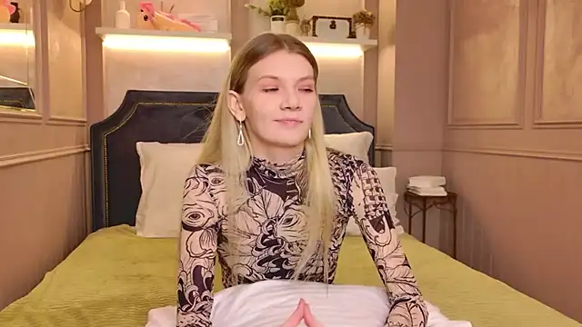 Vivien Hans online show from 02/09/26, 08:24