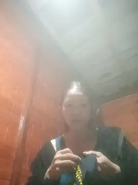 Amiluli online show from 12/21/25, 12:12