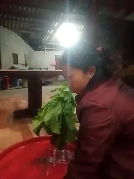 Amiluli online show from 01/19/26, 01:04