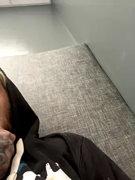 Snapshot of Big_German_cock974 chatting on 12/15/25, 03:38 Big German cock974 online show from 12/15/25, 03:38