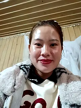 Snapshot of mayni012314 chatting on 12/14/25, 06:41 mayni012314 online show from 12/14/25, 06:41