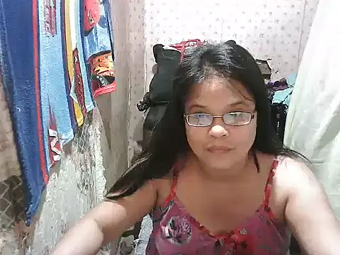 Snapshot of Hotty_babe23 chatting on 12/13/25, 07:53 Hotty babe23 online show from 12/13/25, 07:53