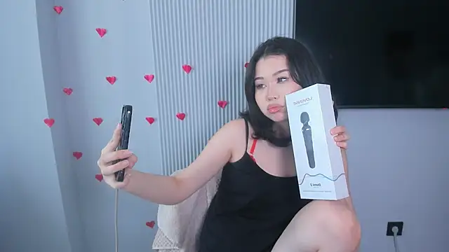 Snapshot of kimyjina chatting on 02/19/26, 08:10 kimyjina online show from 02/19/26, 08:10