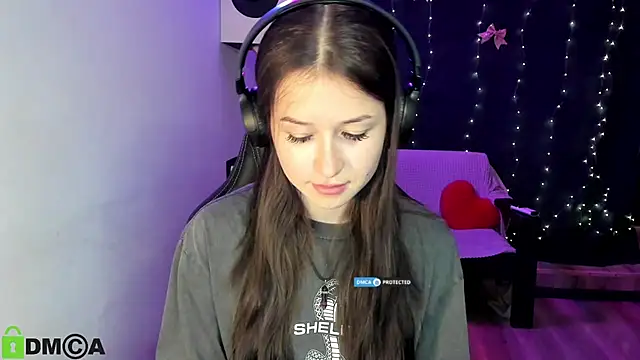 Snapshot of Bellaa_Dream1 chatting on 06/25/26, 06:56 Bellaa Dream1 online show from 06/25/26, 06:56