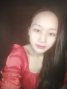 Snapshot of honeyykate chatting on 12/19/25, 01:56 honeyykate online show from 12/19/25, 01:56