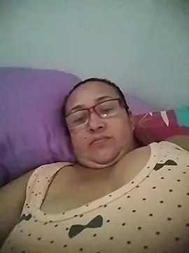 Nini Love  online show from 04/13/26, 12:43