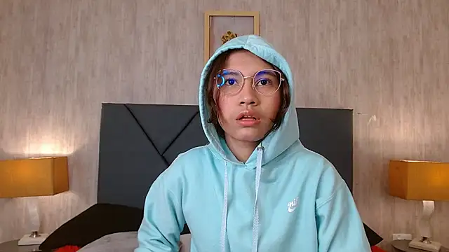 Xaander  online show from 01/06/26, 03:21