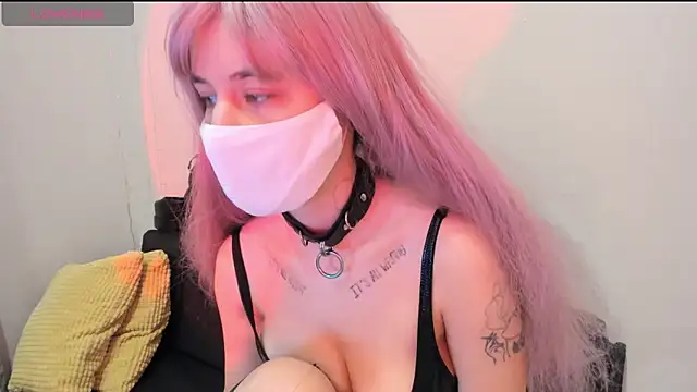 DELAYLALEAA online show from 01/19/26, 04:33