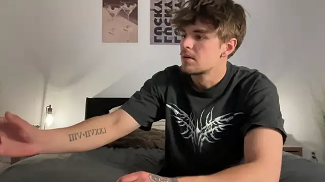 KiraSkys online show from 03/08/26, 11:08