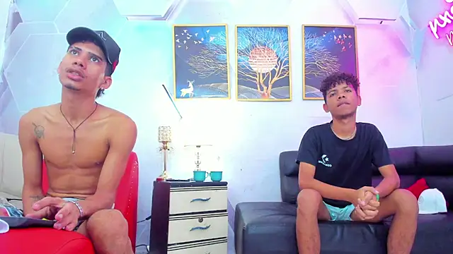 Snapshot of Alex_jeins_at chatting on 02/02/26, 02:05 Alex jeins at online show from 02/02/26, 02:05