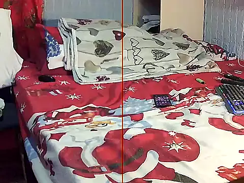 Snapshot of Pintiliescu chatting on 12/17/25, 11:00 Pintiliescu online show from 12/17/25, 11:00