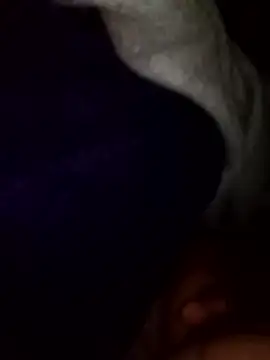 Snapshot of Amoooooun chatting on 12/19/25, 11:01 Amoooooun online show from 12/19/25, 11:01