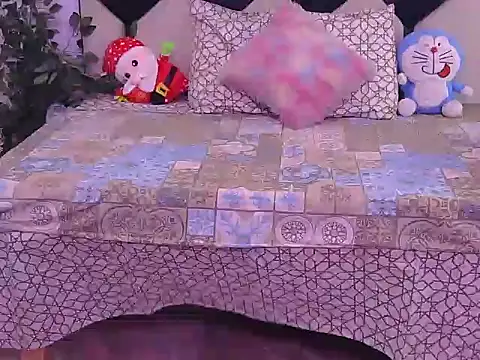 Hii saru online show from 04/18/26, 04:05