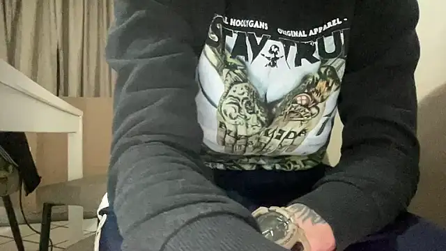 ludooo899 online show from 02/15/26, 11:19