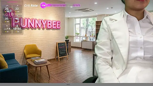Punnybee online show from 07/07/26, 04:59