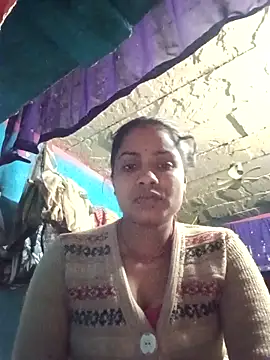 Poonam8080 online show from 02/03/26, 05:51
