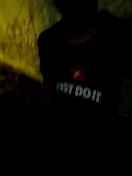 Snapshot of Andreskelly chatting on 02/05/26, 02:49 Andreskelly online show from 02/05/26, 02:49