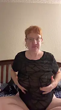 Lenaravenswood online show from 12/17/25, 07:14