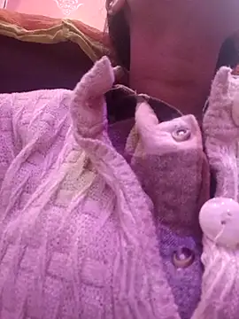 nehakapoor89 online show from 12/20/25, 08:32