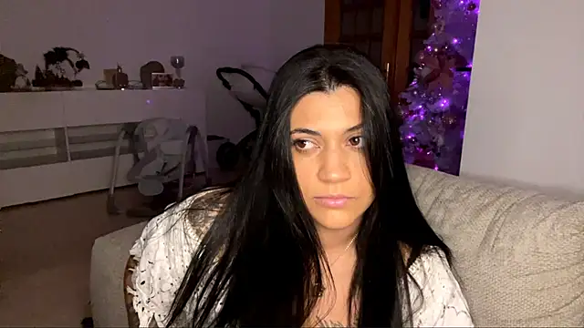 Snapshot of AlphaCasile chatting on 12/17/25, 11:44 AlphaCasile online show from 12/17/25, 11:44