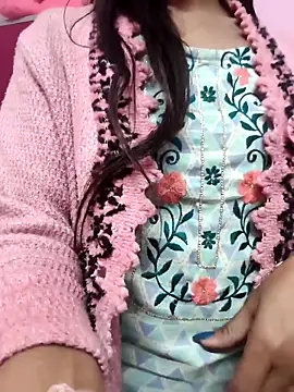 Snapshot of Ecyol chatting on 02/04/26, 08:42 Ecyol online show from 02/04/26, 08:42