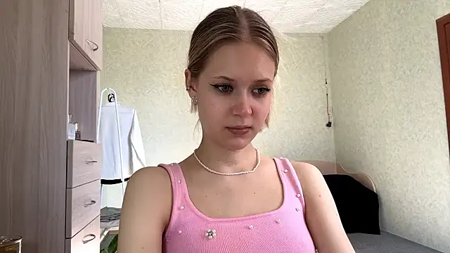 ZaidaSchwarten online show from 03/10/26, 11:59