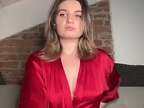 Heiva01 online show from 12/15/25, 03:27