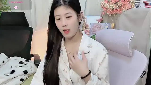 Yvonne-07 online show from 01/08/26, 12:40