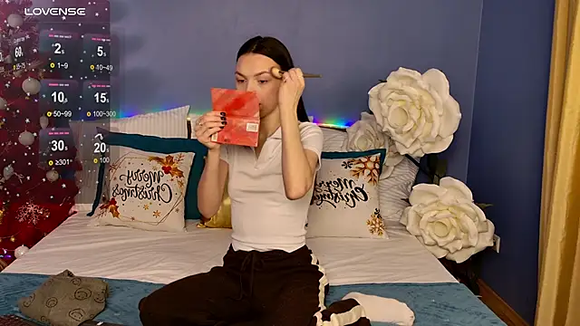 Snapshot of MaxinCarroll chatting on 01/13/26, 05:13 MaxinCarroll online show from 01/13/26, 05:13