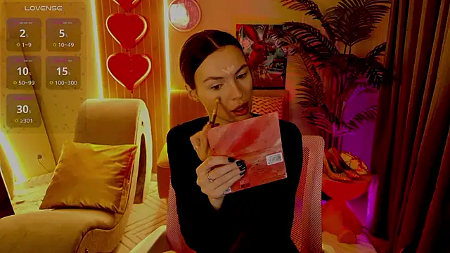 Snapshot of MaxinCarroll chatting on 02/23/26, 05:05 MaxinCarroll online show from 02/23/26, 05:05