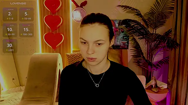 Snapshot of MaxinCarroll chatting on 02/24/26, 04:54 MaxinCarroll online show from 02/24/26, 04:54