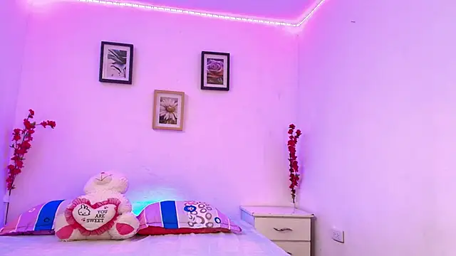 Aurora Dolce online show from 03/03/26, 02:45