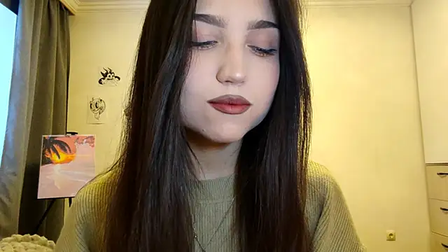 Snapshot of Qwami_Amie chatting on 12/15/25, 05:55 Qwami Amie online show from 12/15/25, 05:55