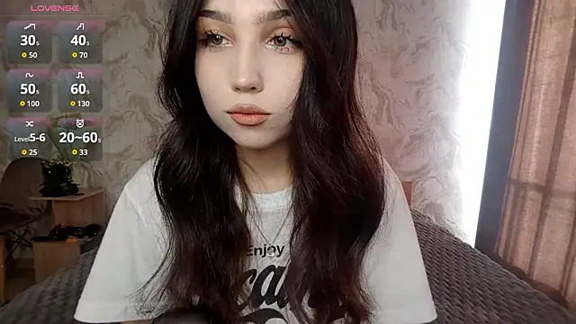 Qwami Amie online show from 03/27/26, 12:27