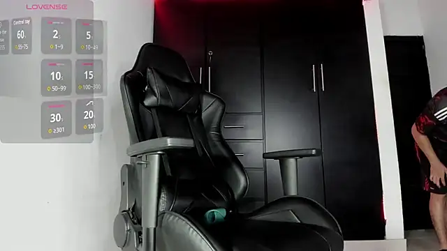 Liam Mateo online show from 01/09/26, 02:25