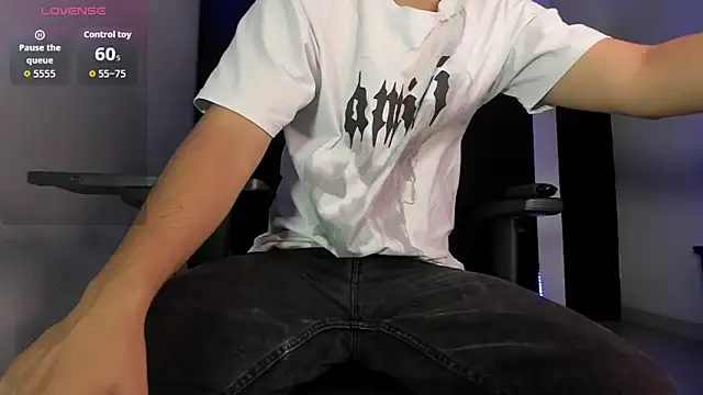 Liam Mateo online show from 03/09/26, 09:41