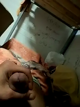 Snapshot of Mando_55555 chatting on 12/14/25, 10:25 Mando 55555 online show from 12/14/25, 10:25