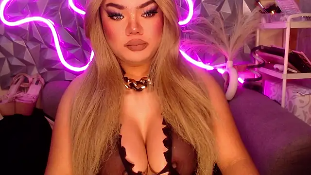 Snapshot of AlwaysHornyMia chatting on 01/13/26, 11:26 AlwaysHornyMia online show from 01/13/26, 11:26