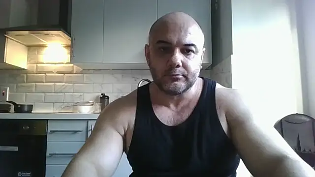 Snapshot of WildJohn_XX chatting on 12/15/25, 10:52 WildJohn XX online show from 12/15/25, 10:52