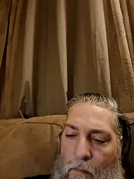 Snapshot of Hereimfree69 chatting on 01/14/26, 01:33 Hereimfree69 online show from 01/14/26, 01:33