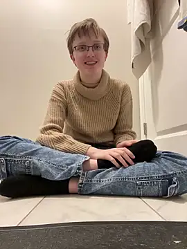 Lassie Cassie online show from 12/22/25, 05:15