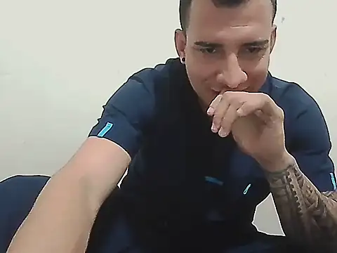 Snapshot of tuenfermerofavorito06 chatting on 01/09/26, 11:17 tuenfermerofavorito06 online show from 01/09/26, 11:17