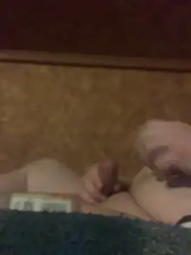 Snapshot of Ldnick69 chatting on 02/13/26, 06:37 Ldnick69 online show from 02/13/26, 06:37