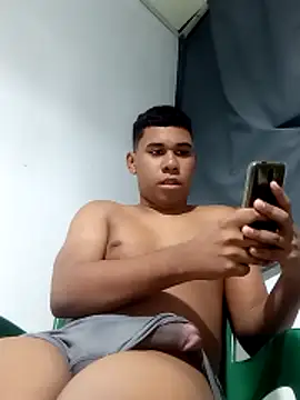 Snapshot of joserod1 chatting on 12/16/25, 05:34 joserod1 online show from 12/16/25, 05:34